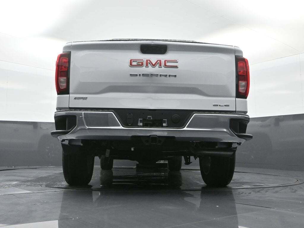 2025 GMC Sierra 1500 SLE