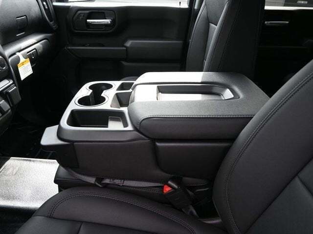 2025 GMC Sierra 2500HD Pro