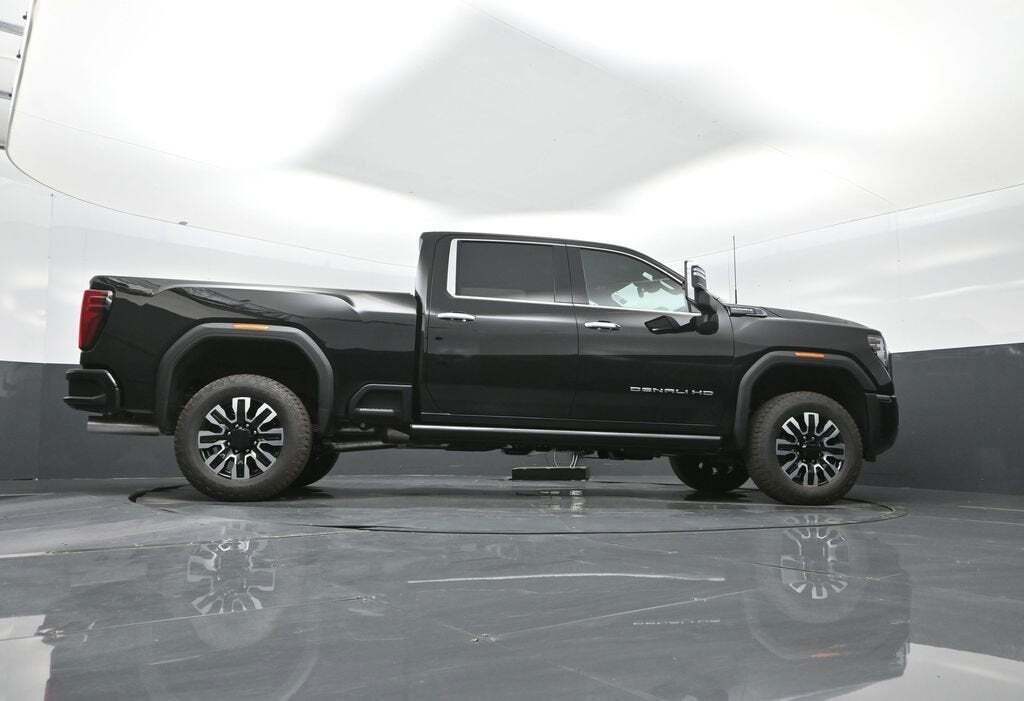 2025 GMC Sierra 3500HD Denali Ultimate
