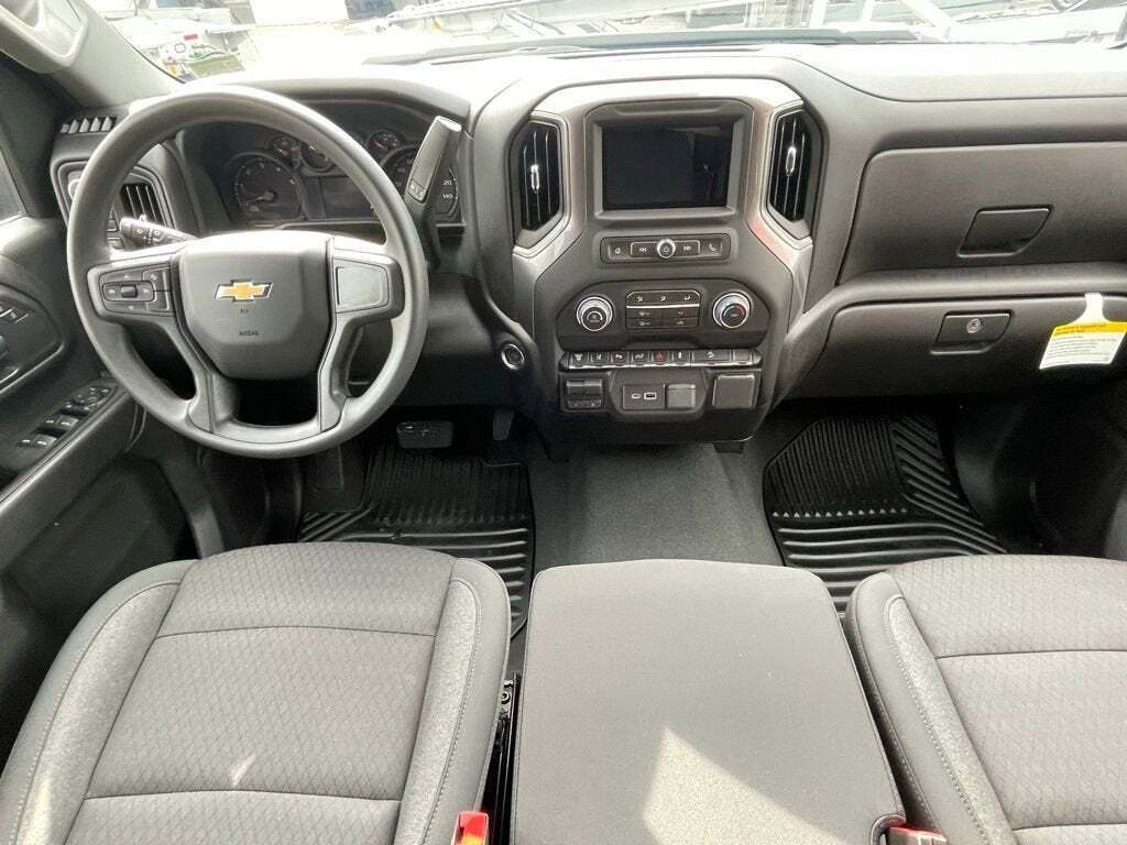 2025 Chevrolet Silverado 2500HD Custom