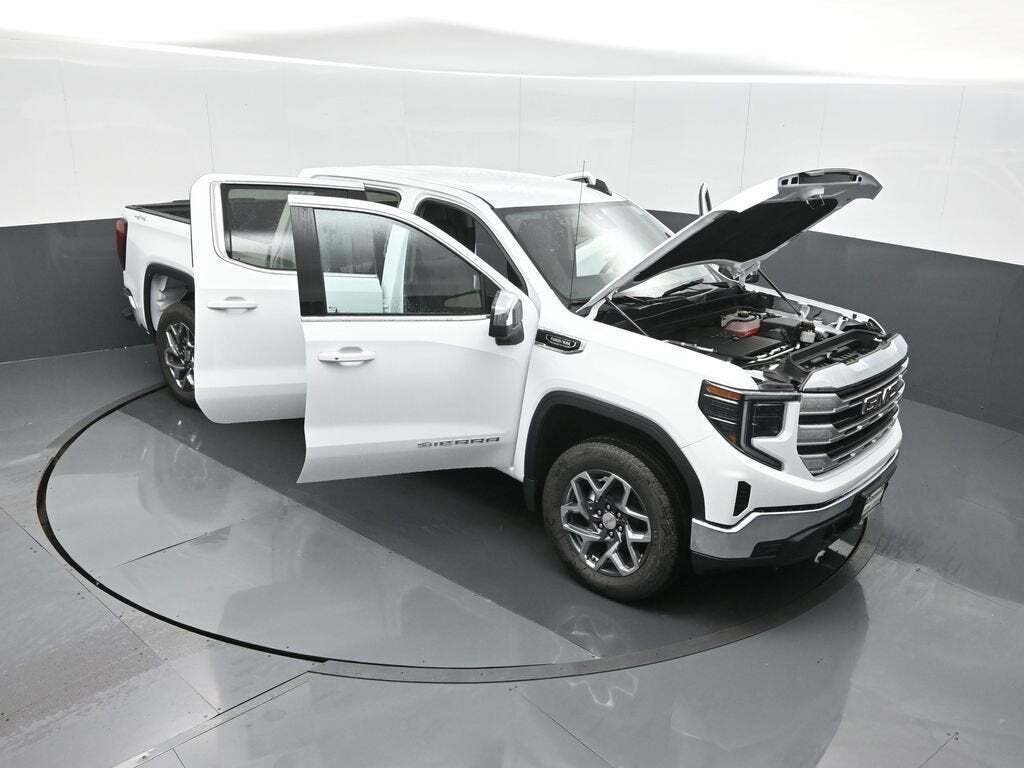 2025 GMC Sierra 1500 SLE