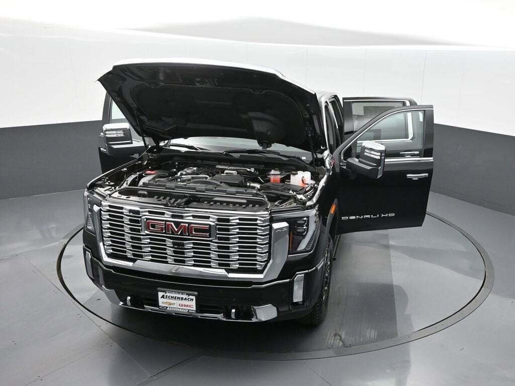 2025 GMC Sierra 2500HD Denali