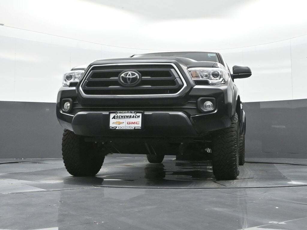 2023 Toyota Tacoma SR V6