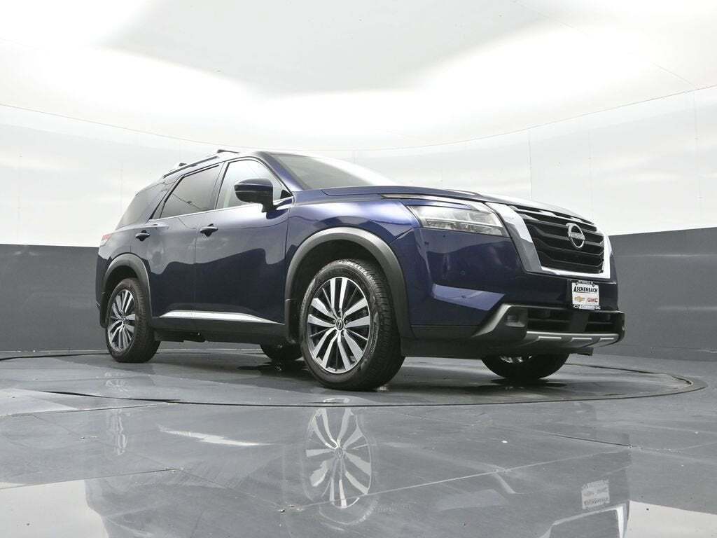 2022 Nissan Pathfinder Platinum