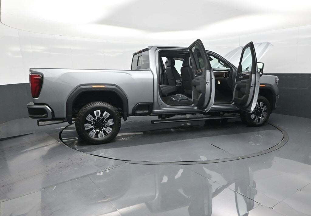 2025 GMC Sierra 2500HD Denali