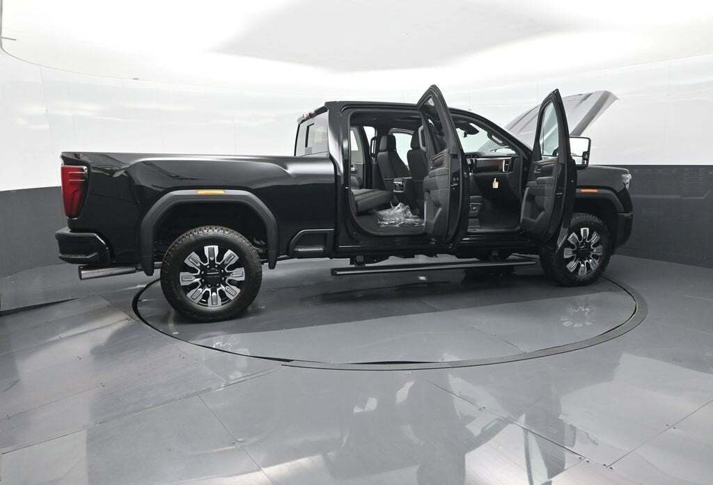 2025 GMC Sierra 2500HD Denali
