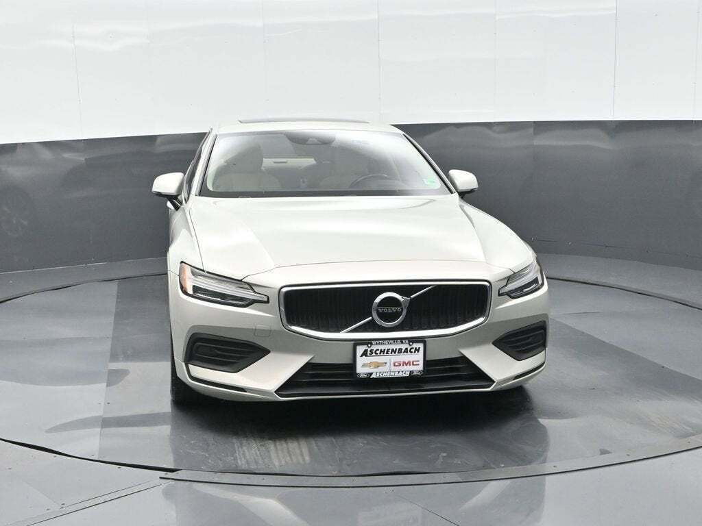 2019 Volvo S60 T5 Momentum