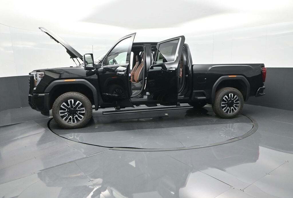 2025 GMC Sierra 3500HD Denali Ultimate