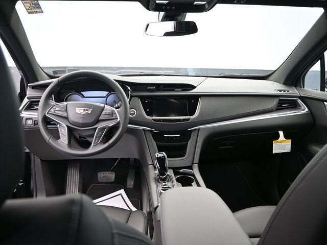 2025 Cadillac XT5 Luxury