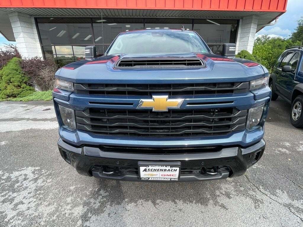 2025 Chevrolet Silverado 2500HD Custom