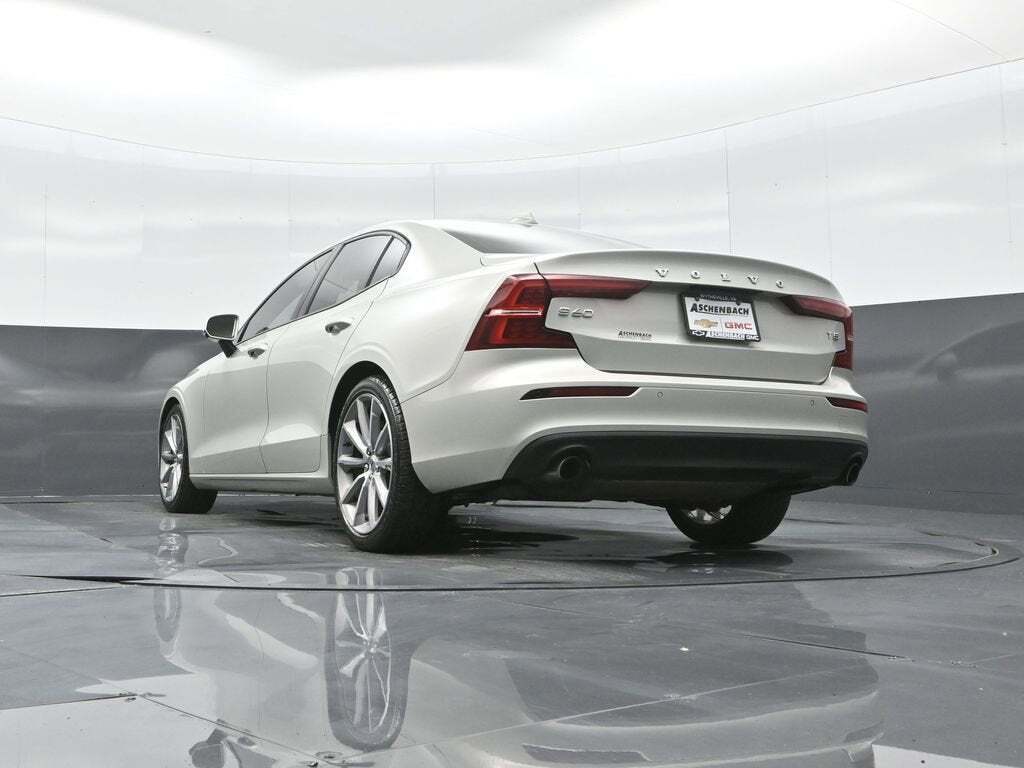 2019 Volvo S60 T5 Momentum
