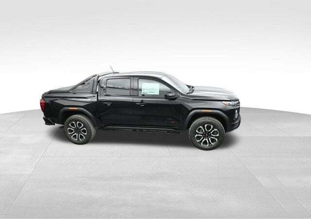 2025 GMC Canyon AT4