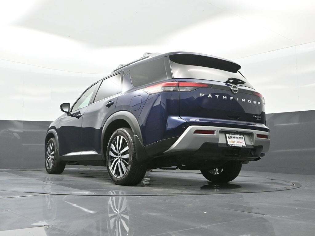2022 Nissan Pathfinder Platinum