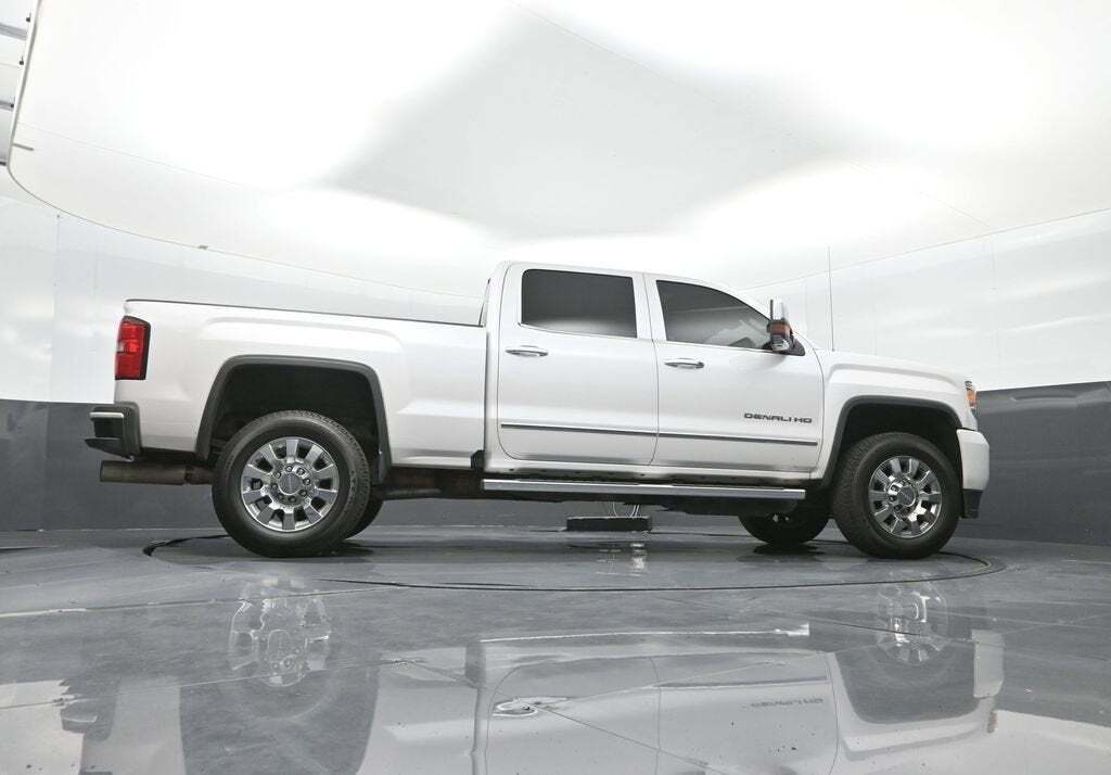 2018 GMC Sierra 2500HD Denali