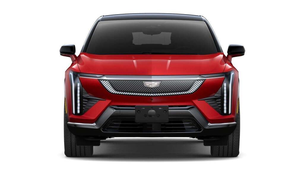 2025 Cadillac OPTIQ Luxury 2