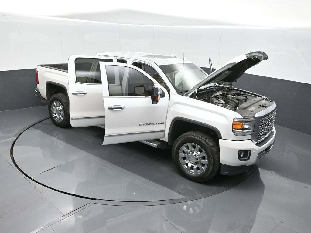 2018 GMC Sierra 2500HD Denali