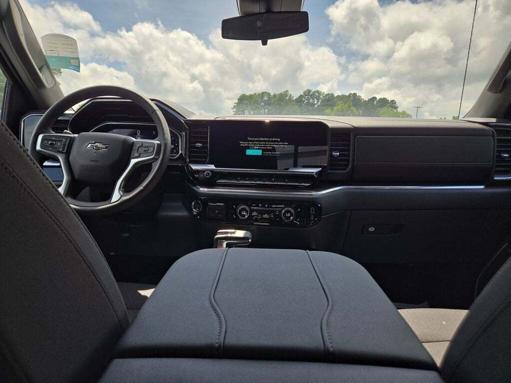 2025 Chevrolet Silverado 1500 LT Trail Boss