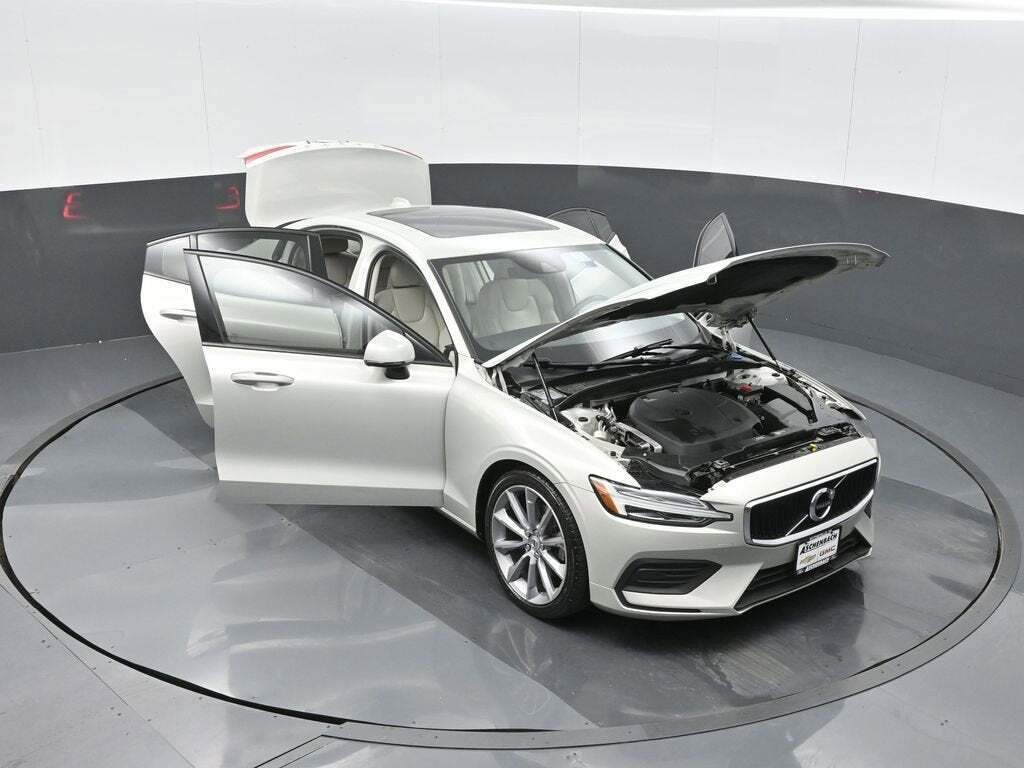 2019 Volvo S60 T5 Momentum