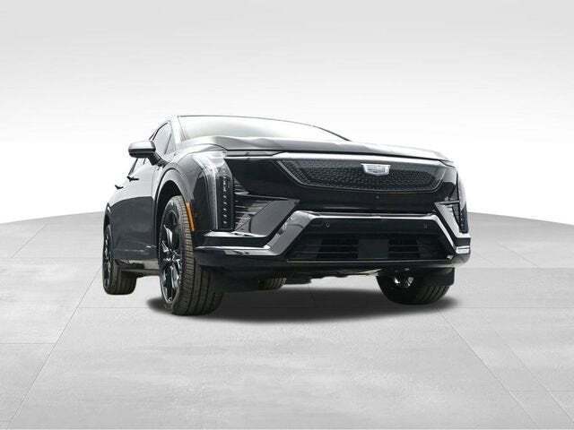2025 Cadillac OPTIQ Sport 2