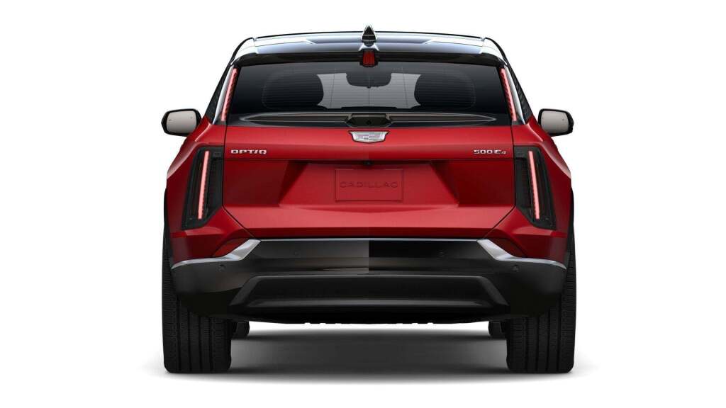 2025 Cadillac OPTIQ Luxury 2