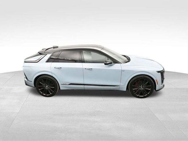 2026 Cadillac LYRIQ-V Base