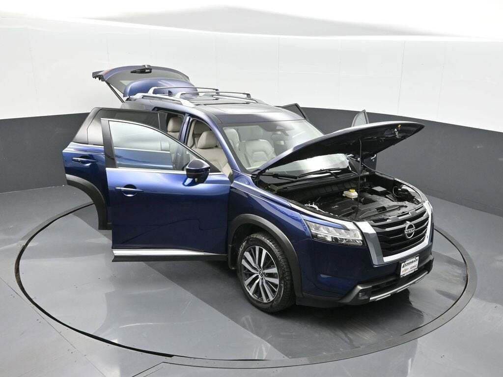 2022 Nissan Pathfinder Platinum