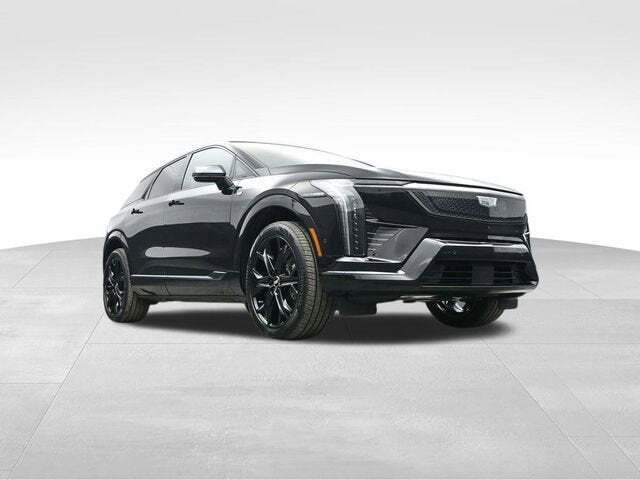 2025 Cadillac OPTIQ Sport 2