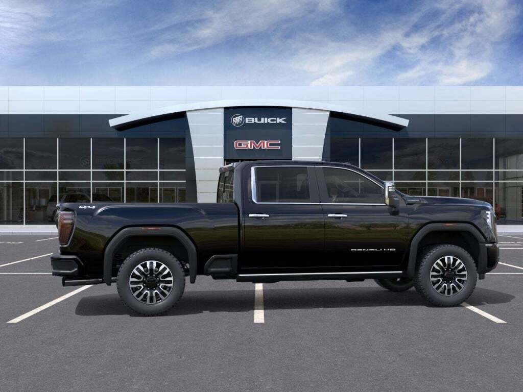 2025 GMC Sierra 3500HD Denali Ultimate