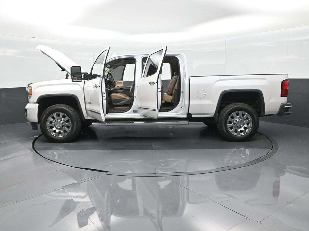 2018 GMC Sierra 2500HD Denali