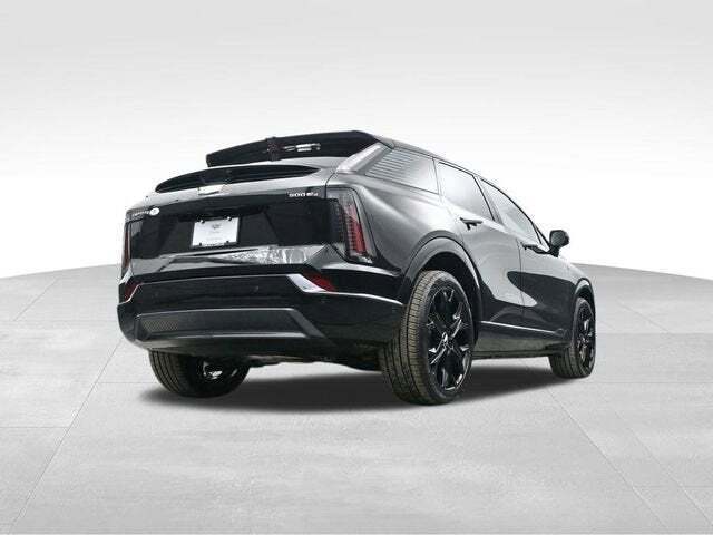 2025 Cadillac OPTIQ Sport 2