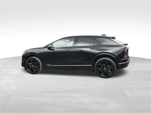 2025 Cadillac OPTIQ Sport 2
