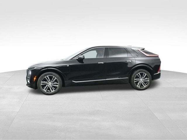 2025 Cadillac LYRIQ Luxury 1