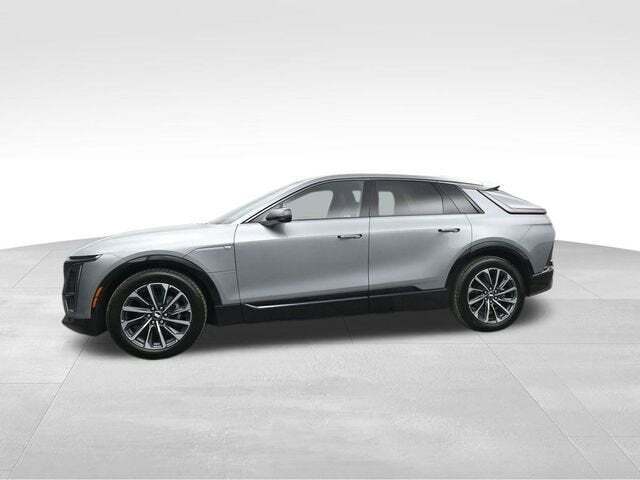 2024 Cadillac LYRIQ Sport 1