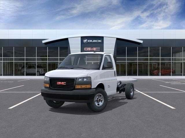2025 GMC Savana 3500