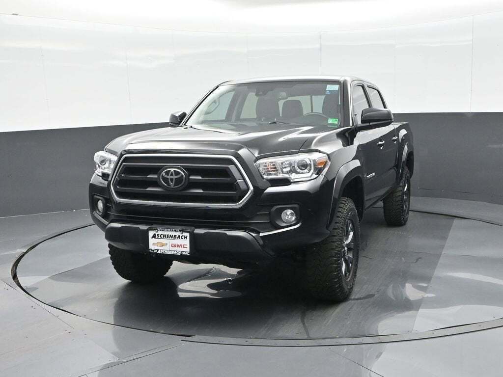 2023 Toyota Tacoma SR V6