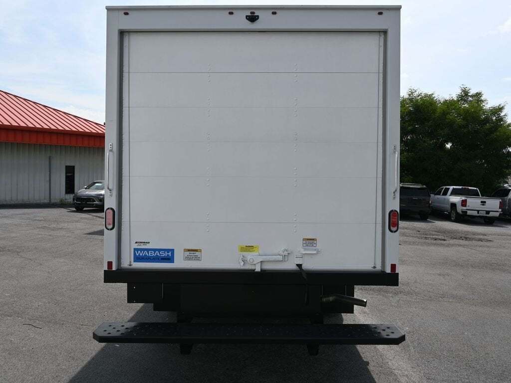 2023 GMC Savana 4500