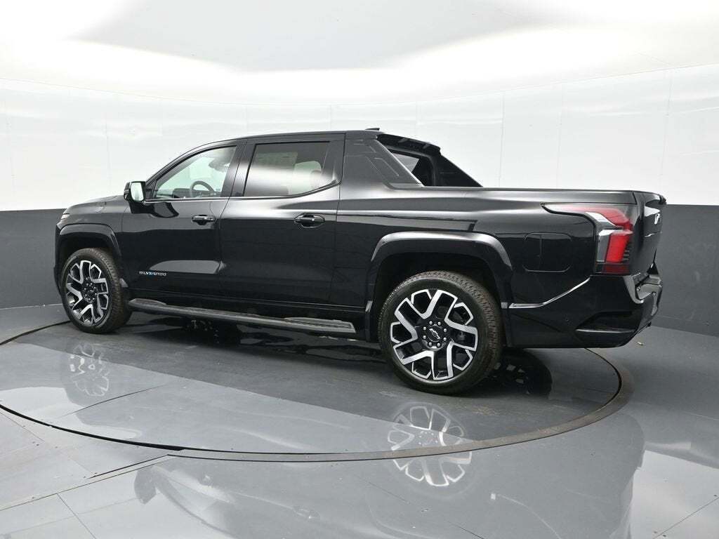2024 Chevrolet Silverado EV RST