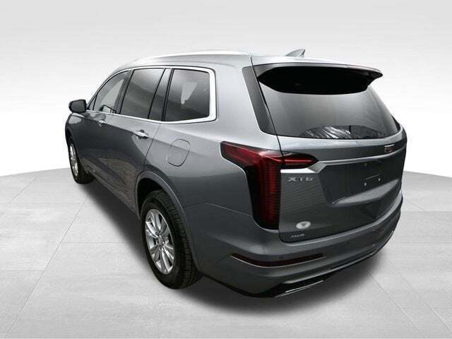 2025 Cadillac XT6 Luxury
