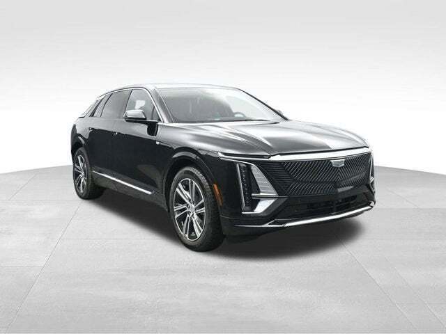 2025 Cadillac LYRIQ Luxury 1