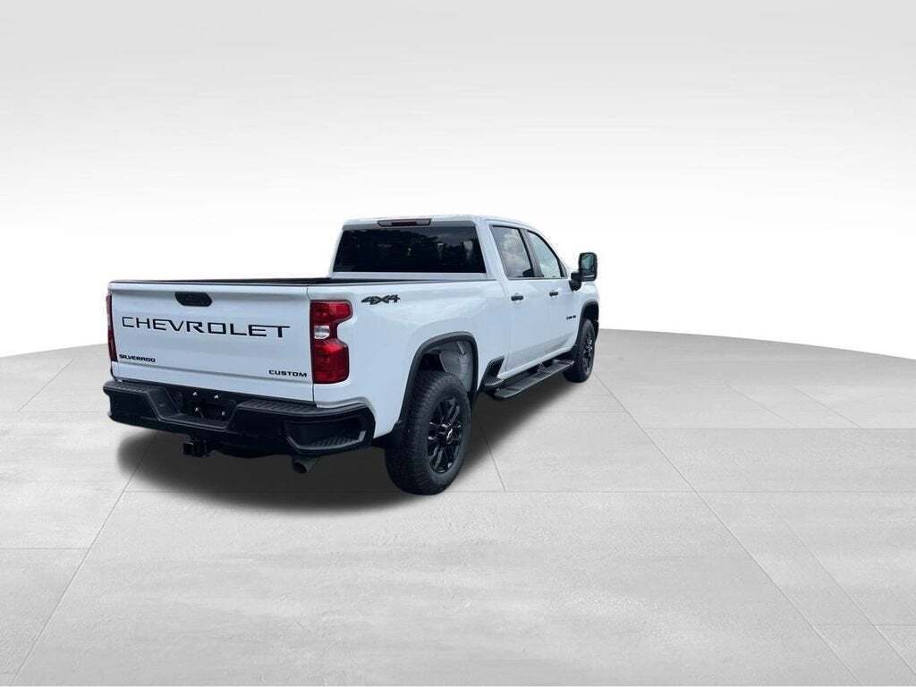 2025 Chevrolet Silverado 2500HD Custom