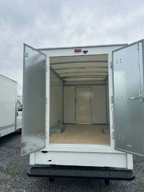 2023 Chevrolet Express 3500