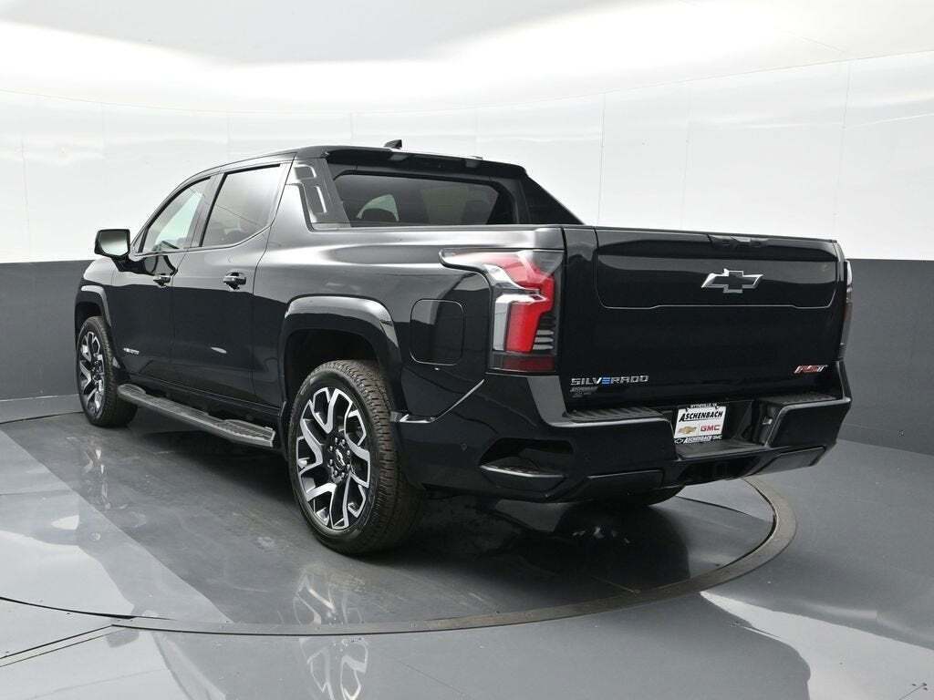 2024 Chevrolet Silverado EV RST