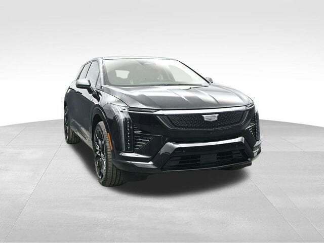 2025 Cadillac OPTIQ Sport 2