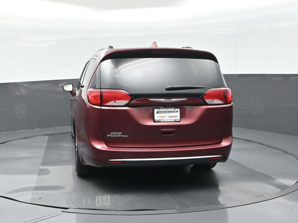 2019 Chrysler Pacifica Touring L