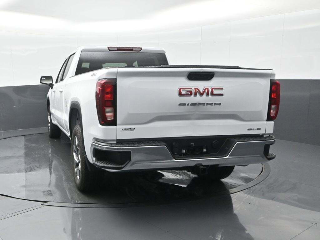 2025 GMC Sierra 1500 SLE
