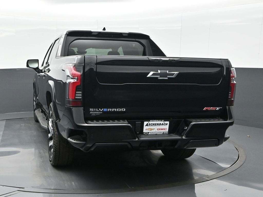 2024 Chevrolet Silverado EV RST