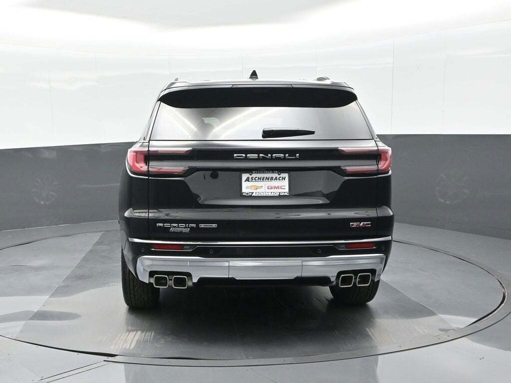 2025 GMC Acadia Denali
