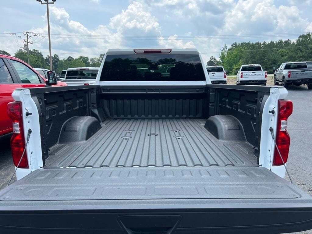2025 Chevrolet Silverado 2500HD Custom