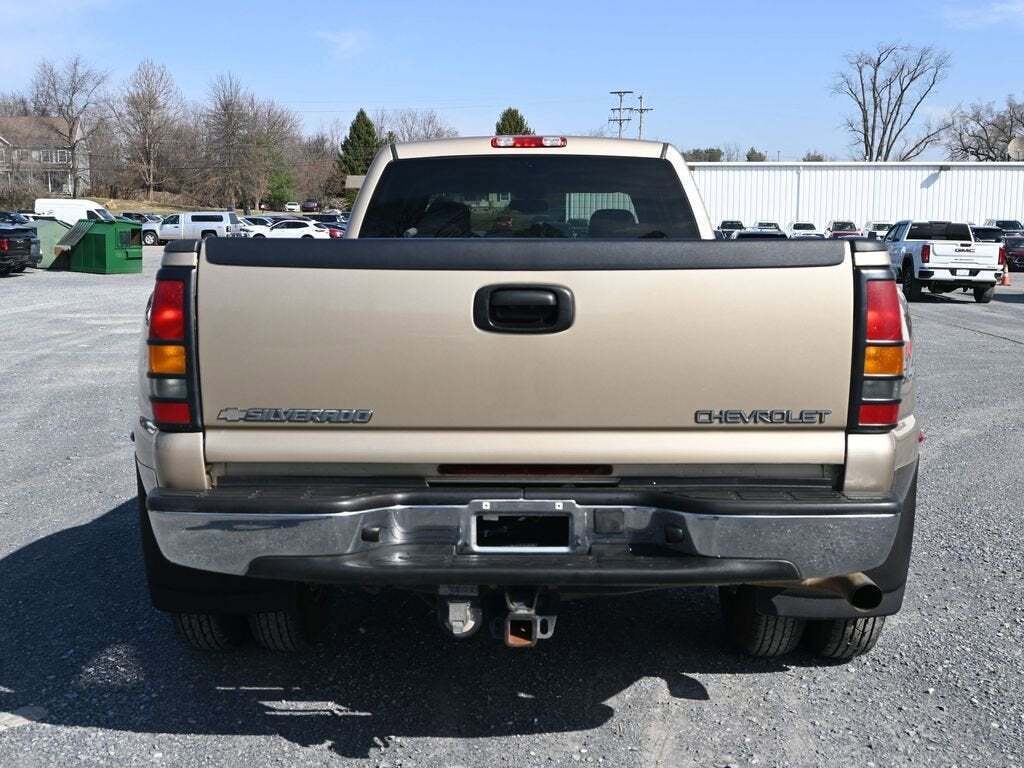 2005 Chevrolet Silverado 3500 LT