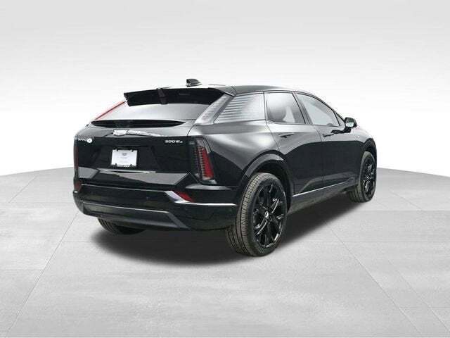 2025 Cadillac OPTIQ Sport 2